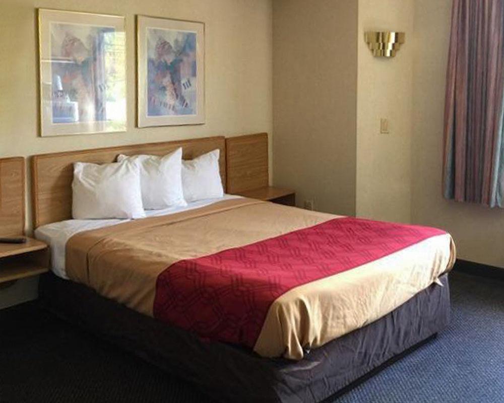 Econo Lodge London Exteriér fotografie